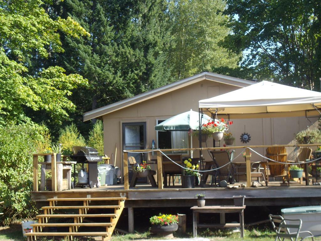 Lake Trail Guesthouse Cumberland Екстериор снимка
